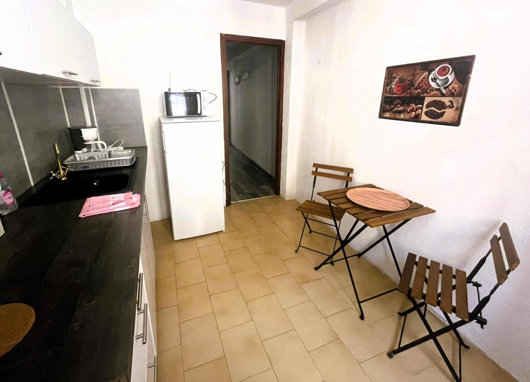 Au Pied Des Remparts 10 Rue Saint Jean Apartment Villefranche-de-Conflent Ngoại thất bức ảnh